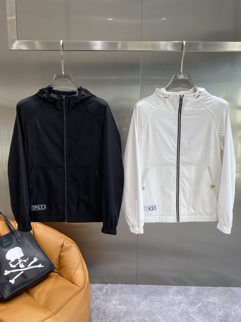 chr1st1an D10r outwear